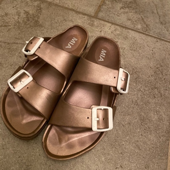 mia slide sandals